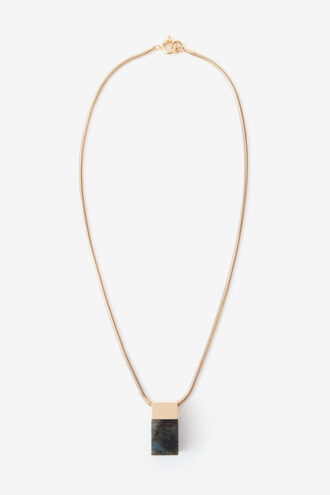 Collana lunga Avery con pendente in pietra