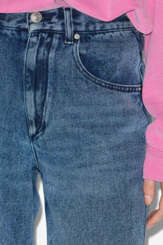 Jenny Jeans in denim fluido