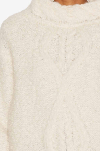 Maglione Romane con lavorazione a trecce