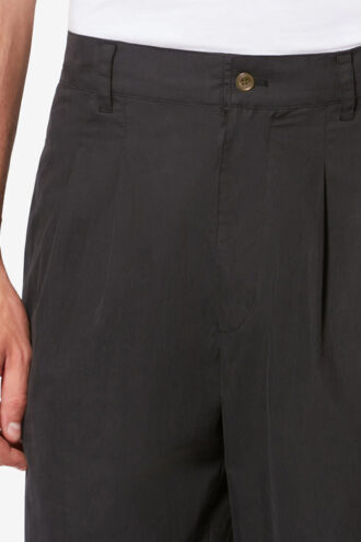Pantaloni in cotone con pieghe e vestibilità comoda Yostin